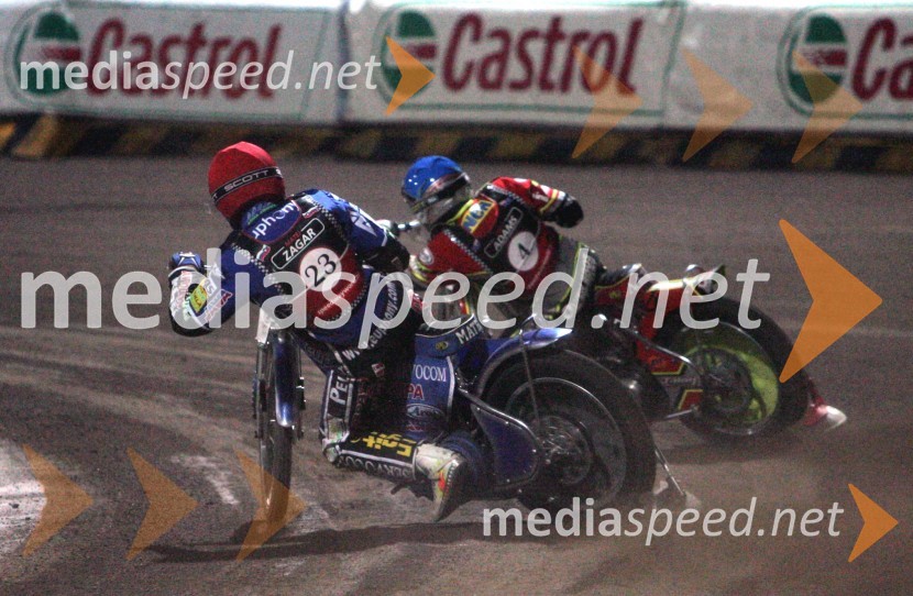 Matej Žagar (Slovenija) in Leigh Adams (Avstralija)SPEEDWAY, VN Slovenije 2004