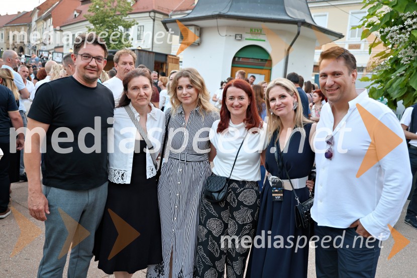  ... ;  ... ;  ... ;  ... ;  Ana Delin, pevka, Vox Arsana;  ... Gibonni odprl 17. mednarodni festival Arsana na Ptuju