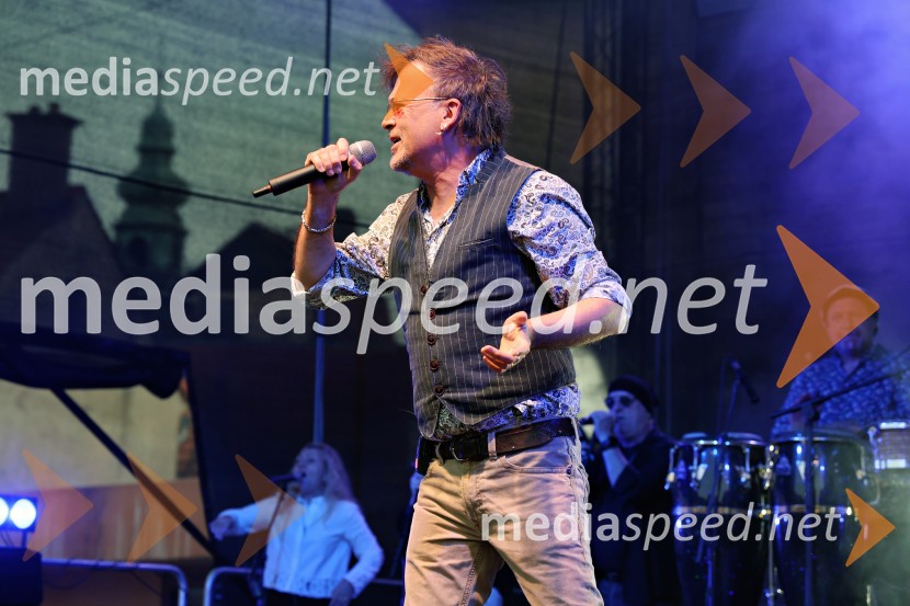  Zlatan Stipišić - Gibonni, pevecGibonni odprl 17. mednarodni festival Arsana na Ptuju