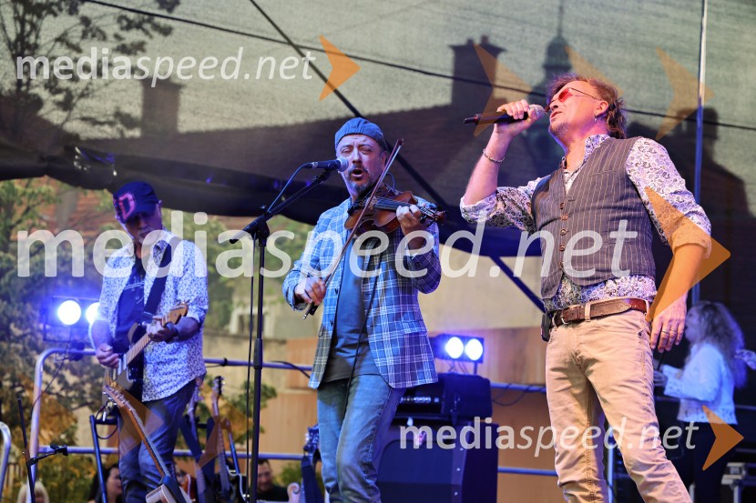  Zlatan Stipišić - Gibonni, pevecGibonni odprl 17. mednarodni festival Arsana na Ptuju