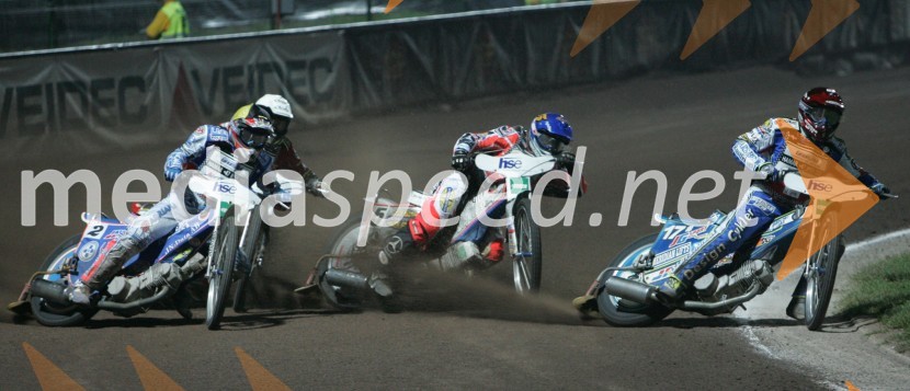 Jason Crump (Avstralija), Greg Hancock (ZDA) in Hans Andersen (Danska)SPEEDWAY, VN Slovenije 2004