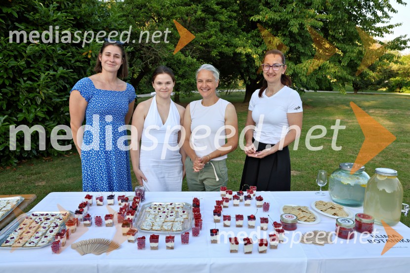 Vrtnice in vino v Botaničnem vrtu Univerze v Mariboru
