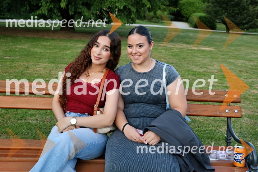 Vrtnice in vino v Botaničnem vrtu Univerze v Mariboru