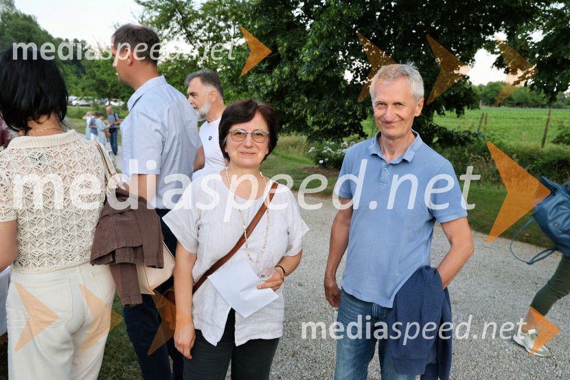 Vrtnice in vino v Botaničnem vrtu Univerze v Mariboru