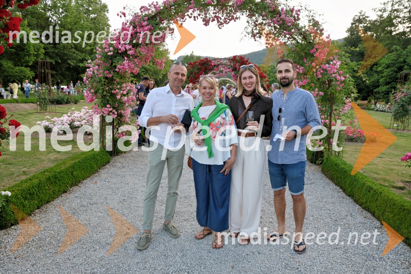 Vrtnice in vino v Botaničnem vrtu Univerze v Mariboru