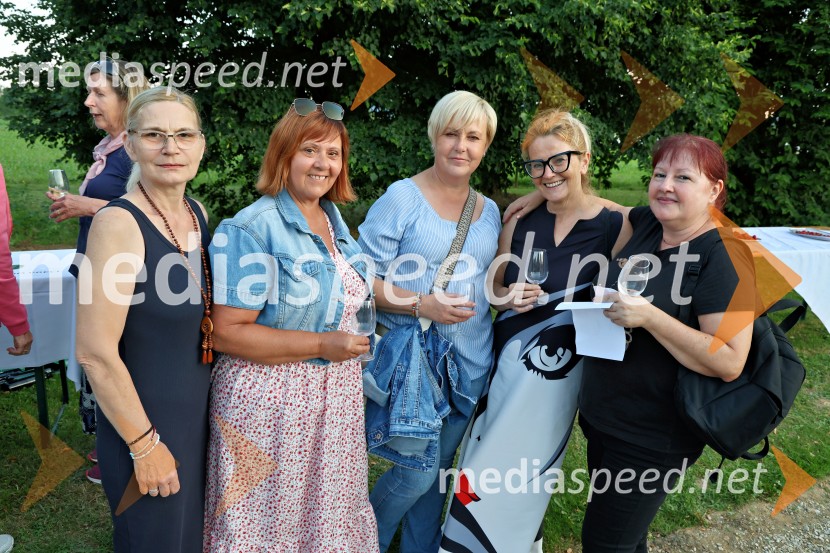 Vrtnice in vino v Botaničnem vrtu Univerze v Mariboru