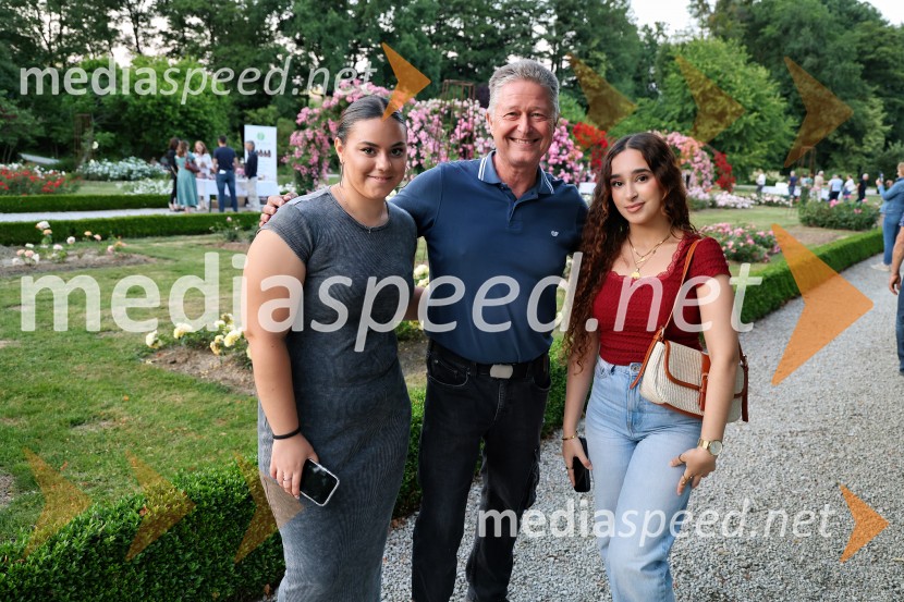 Vrtnice in vino v Botaničnem vrtu Univerze v Mariboru