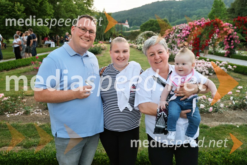 Vrtnice in vino v Botaničnem vrtu Univerze v Mariboru