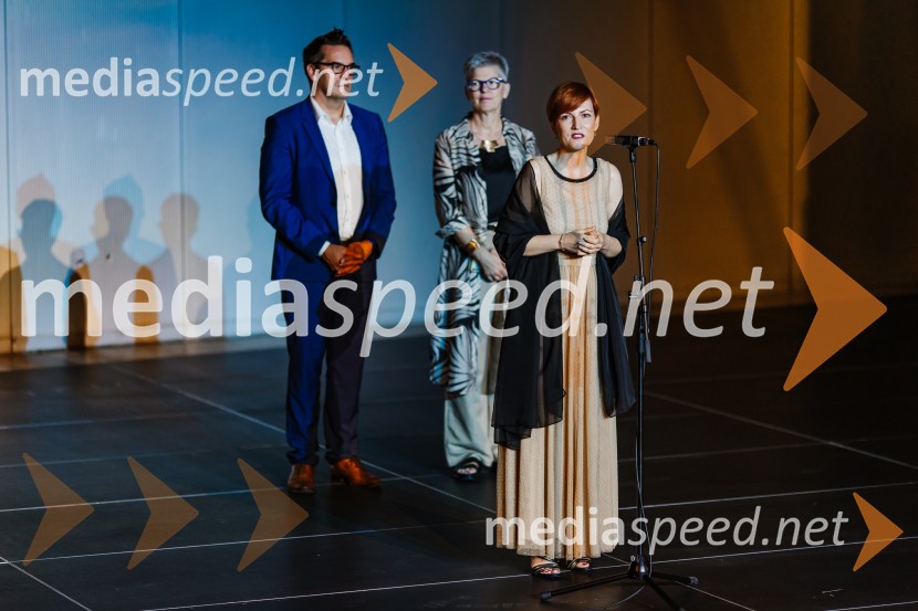  Samo Turel, Župan Mestne občine Nova Gorica;  Mirjam Drnovšček, direktorica, SNG Nova Gorica; dr. Asta Vrečko, ministrica za kulturoSlavnostno odprtje Amfiteatra SNG Nova Gorica