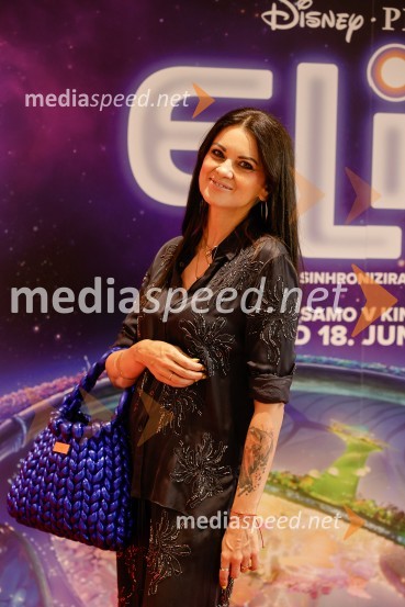  Nina Osenar Kontrec, pevka, voditeljica, modelElio, premiera v Cineplexx Ljubljana