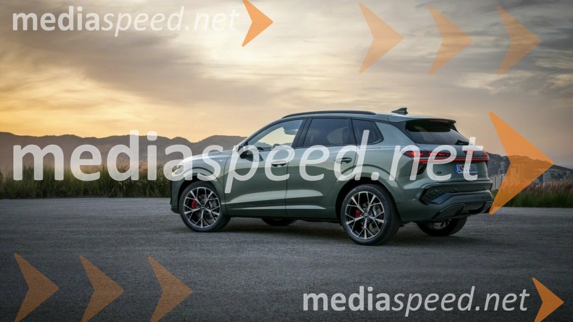 Novi Audi Q3 (2025): Ko se eleganca sreča z inteligenco