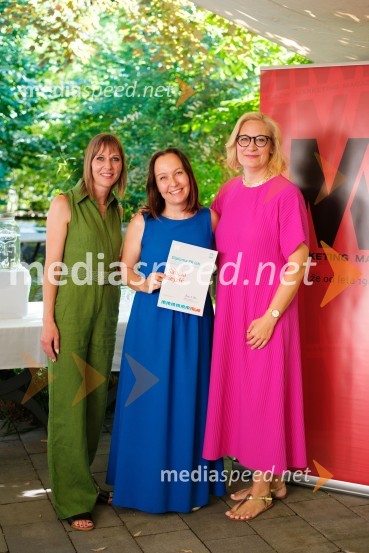  Mateja Repovž, namestnica direktorice na Marketing magazinu in direktorica DIGGIT;  Sanela  Fejzić, revija In Store ;  Katja Krasko Štebljaj, samostojna svetovalka za strateško interno komuniciranjePR lab, napredna šola za odnose z javnostmi, podelitev diplom 2025