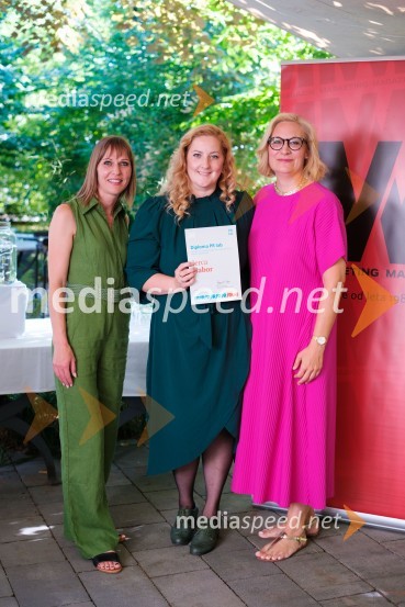  Mateja Repovž, namestnica direktorice na Marketing magazinu in direktorica DIGGIT;  Jerca Gabor;  Katja Krasko Štebljaj, samostojna svetovalka za strateško interno komuniciranjePR lab, napredna šola za odnose z javnostmi, podelitev diplom 2025