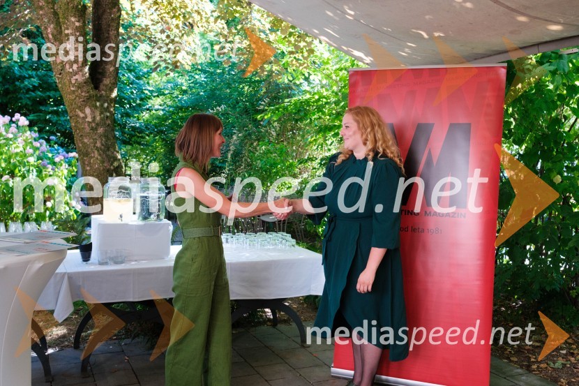  Mateja Repovž, namestnica direktorice na Marketing magazinu in direktorica DIGGIT;  Jerca GaborPR lab, napredna šola za odnose z javnostmi, podelitev diplom 2025