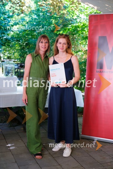  Mateja Repovž, namestnica direktorice na Marketing magazinu in direktorica DIGGIT;  Anja Sovič, vodja odnosov z javnostmi, OFEM Maribor 2023PR lab, napredna šola za odnose z javnostmi, podelitev diplom 2025