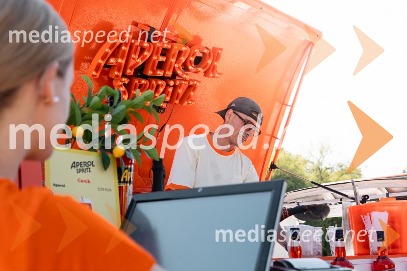  Matija Peklaj, finalist Mister Slovenije 2015Metropolitan Happy Hour odprl poletno sezono na Špici