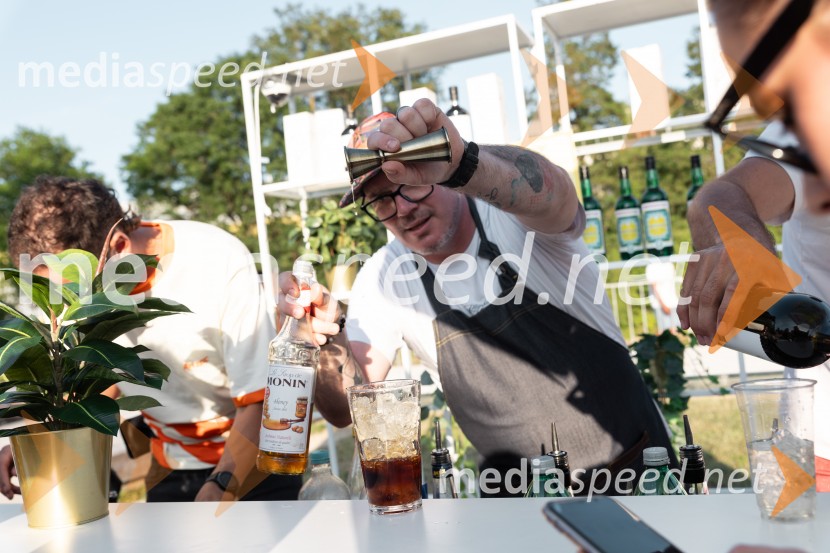 Metropolitan Happy Hour odprl poletno sezono na Špici