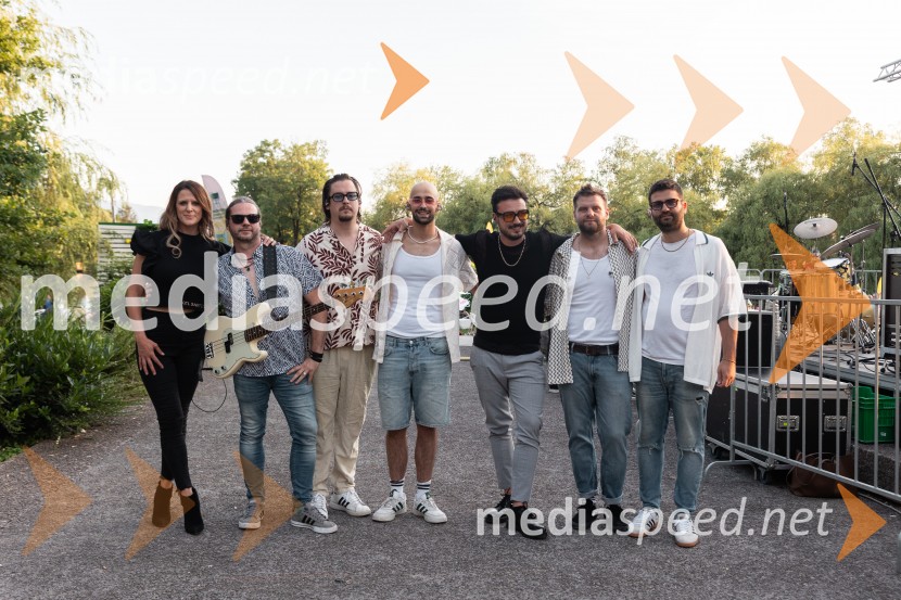 Skupina Batista CadillacMetropolitan Happy Hour odprl poletno sezono na Špici