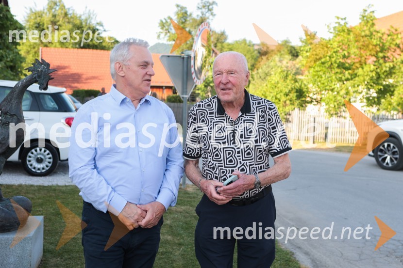  ... ;  Božo Dimnik, lobist in poslovnež, častni konzul HrvaškeDr. Robert Golob gost na Škrabčevi domačiji