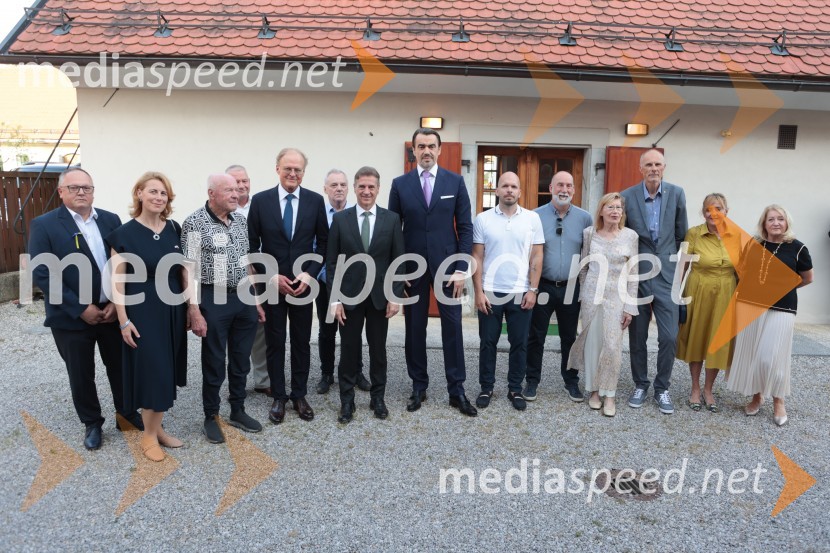 Dr. Robert Golob gost na Škrabčevi domačiji