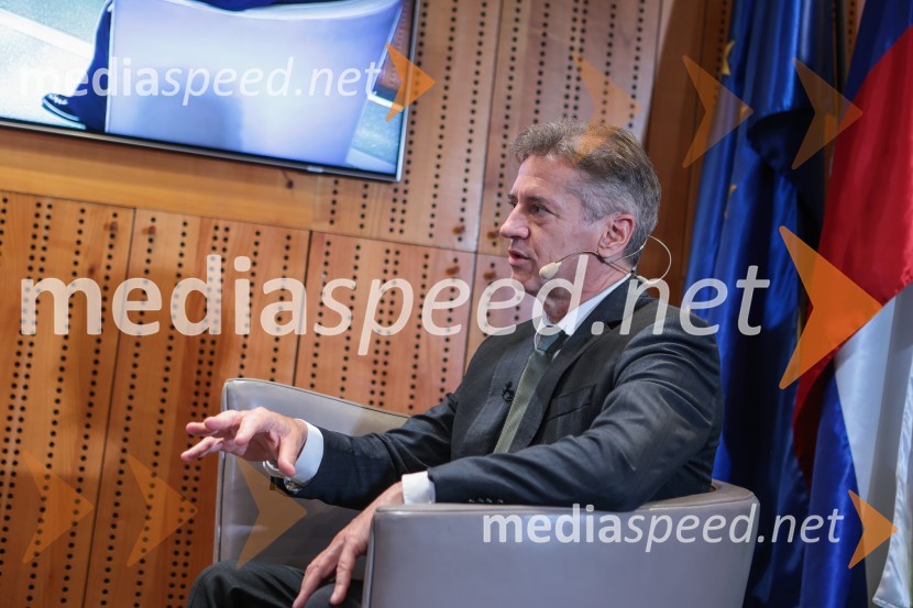 dr. Robert Golob, predsednik vlade RSDr. Robert Golob gost na Škrabčevi domačiji