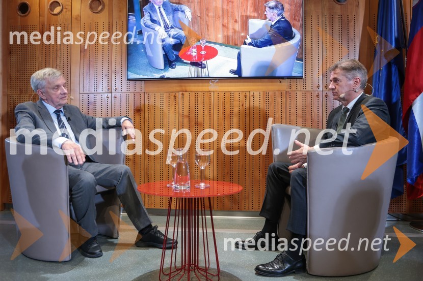  Marjan Dora, novinar, urednik; dr. Robert Golob, predsednik vlade RSDr. Robert Golob gost na Škrabčevi domačiji