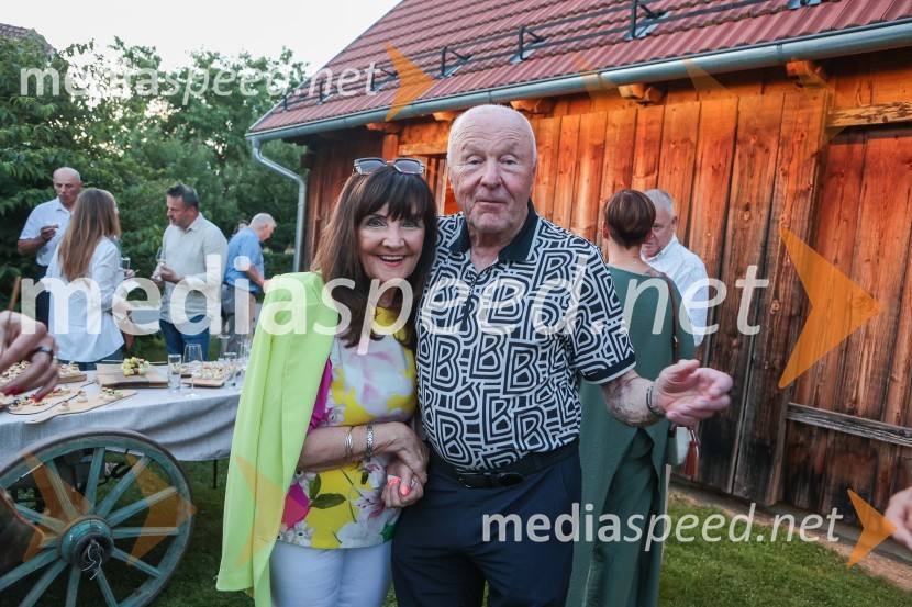 Prof. dr. Marjeta Zorc, dr. med., Kardiološka ordinacija Medicor;  Božo Dimnik, lobist in poslovnež, častni konzul HrvaškeDr. Robert Golob gost na Škrabčevi domačiji