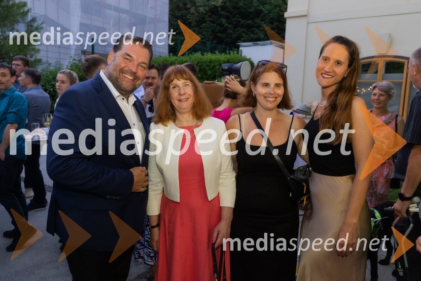  ... ;  Victoria Harrison, britanska veleposlanica v Sloveniji;  ... ;  ... Praznovanje rojstnega dneva kralja Karla III.