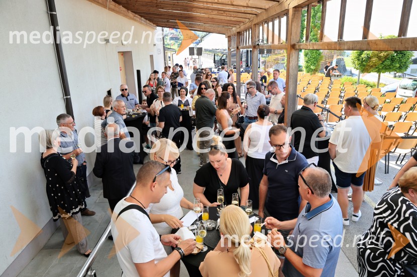 Fuzija okusov Dupleka z Binetom Volčičem