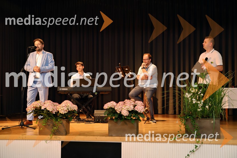  Mitja Horvat, župan občine Duplek;  ... ;  ... ;  Robert Levstek, koordinator, občina DuplekFuzija okusov Dupleka z Binetom Volčičem