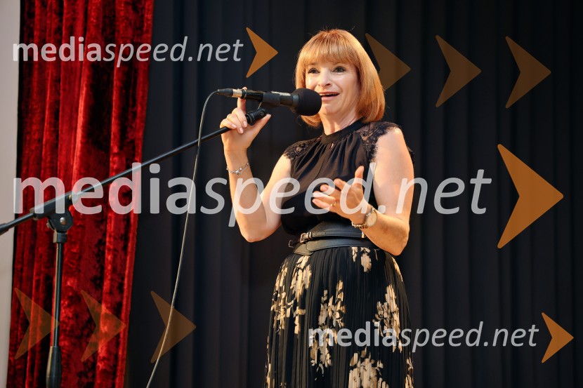  Tadeja  Vodovnik Plevnik, Kmetijsko gozdarski zavod MariborFuzija okusov Dupleka z Binetom Volčičem