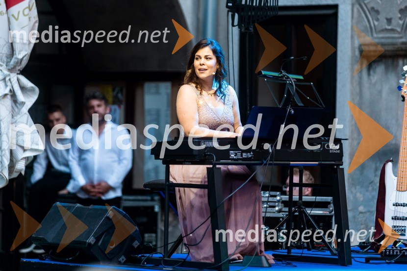  Ana Maria Mitić, stand up komičarka25. Kresna noč Lions Kluba Ljubljana Iliria