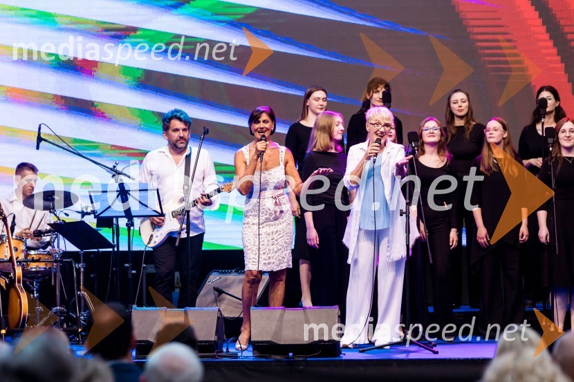  Branka Kraner, pevka;  Meta  Močnik, pevka, skupina Pepel in kri25. Kresna noč Lions Kluba Ljubljana Iliria