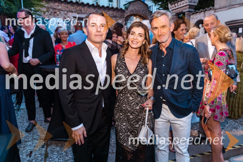  ... ;  ... ;  Tomaž Orešič, podpredsednik skupine Resalta;  Nejka  Grabnar, direktorica kadrovske službe, Hidria;  Marko Lukić, lastnik in direktor družbe Lumar IG;  ... 25. Kresna noč Lions Kluba Ljubljana Iliria