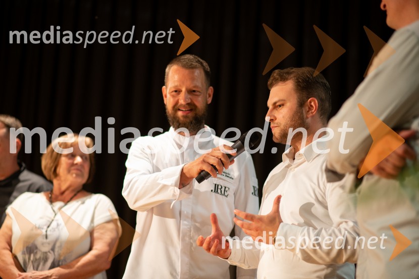  Bine Volčič, kuharski mojster;  ... Fuzija okusov Dupleka z Binetom Volčičem