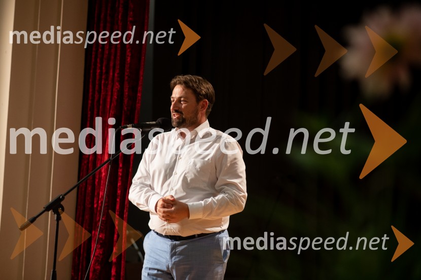  Mitja Horvat, župan občine DuplekFuzija okusov Dupleka z Binetom Volčičem