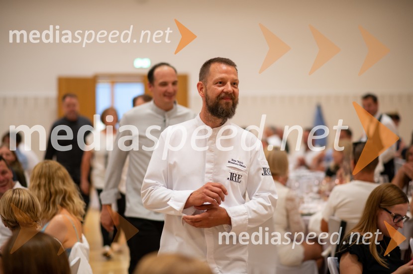  Bine Volčič, kuharski mojsterFuzija okusov Dupleka z Binetom Volčičem