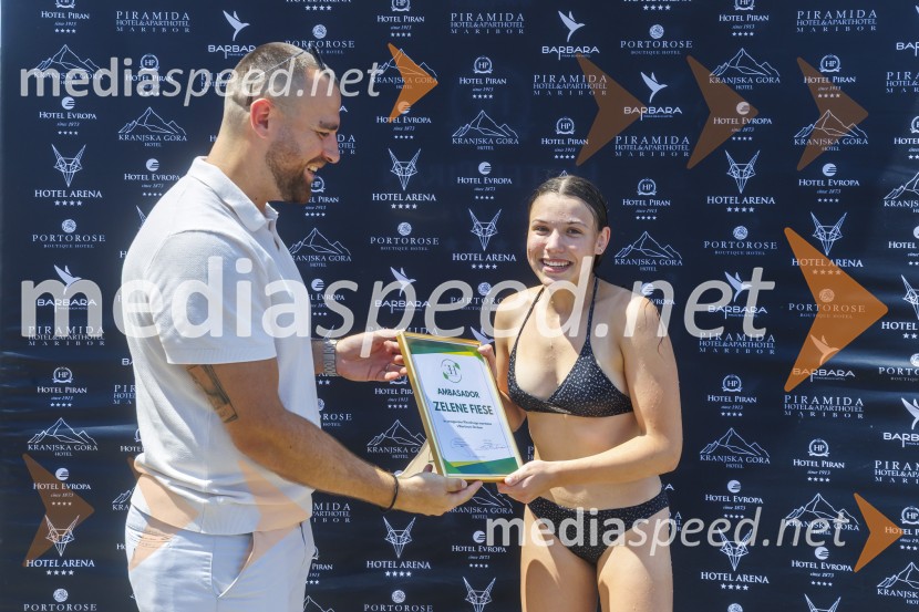 Otvoritev poletja v Fiesi z Martinom Strelom