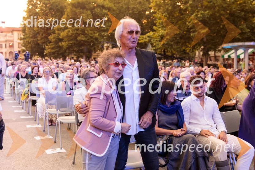  Dragica Petrovič, režiserka in producentka;  Janez  Bončina - Benč, pevec73. Ljubljana Festival, Poletna noč 2025, otvoritev