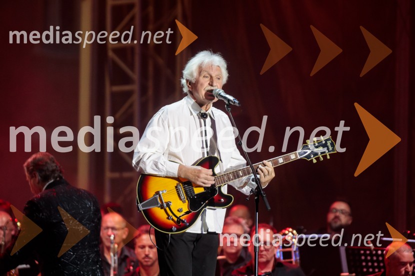  Tomo Jurak, glasbenik73. Ljubljana Festival, Poletna noč 2025, otvoritev