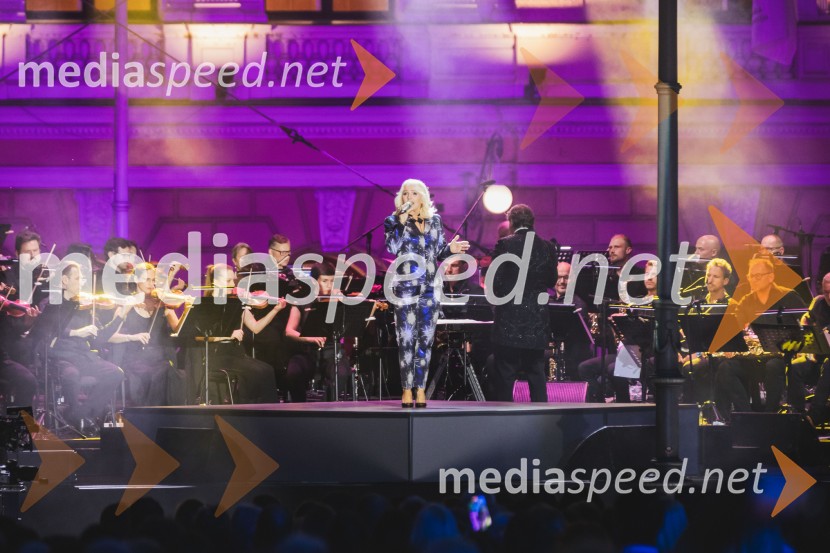  Alenka Godec, pevka73. Ljubljana Festival, Poletna noč 2025, otvoritev