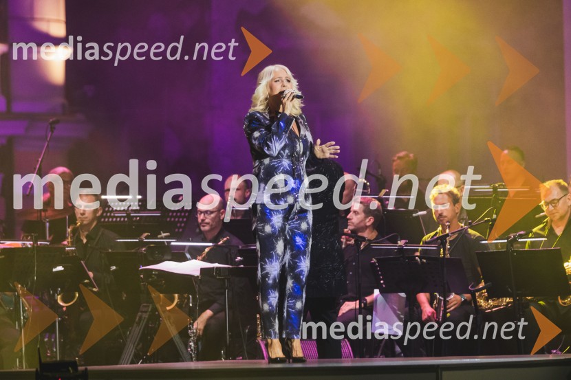  Alenka Godec, pevka73. Ljubljana Festival, Poletna noč 2025, otvoritev