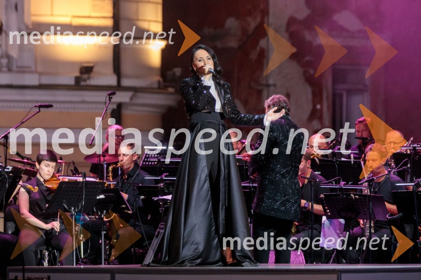  Tinkara Kovač, glasbenica73. Ljubljana Festival, Poletna noč 2025, otvoritev