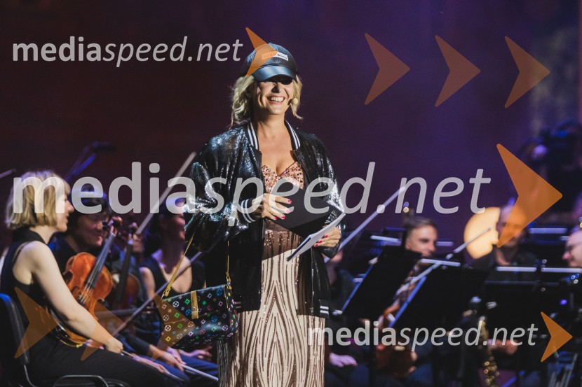  Bernarda Žarn, voditeljica73. Ljubljana Festival, Poletna noč 2025, otvoritev