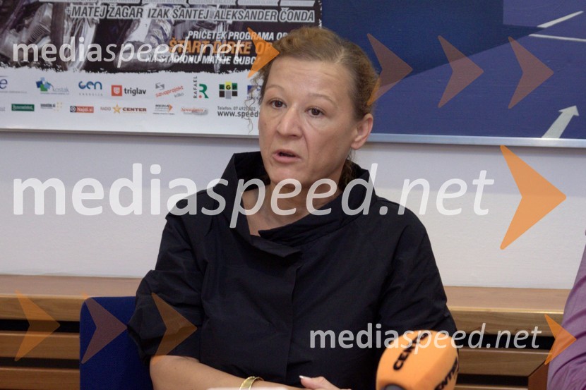 Violeta Freeland, predsednica AMD KrškoSpeedway Grand Prix v Krškem, novinarska konferenca pred dirko