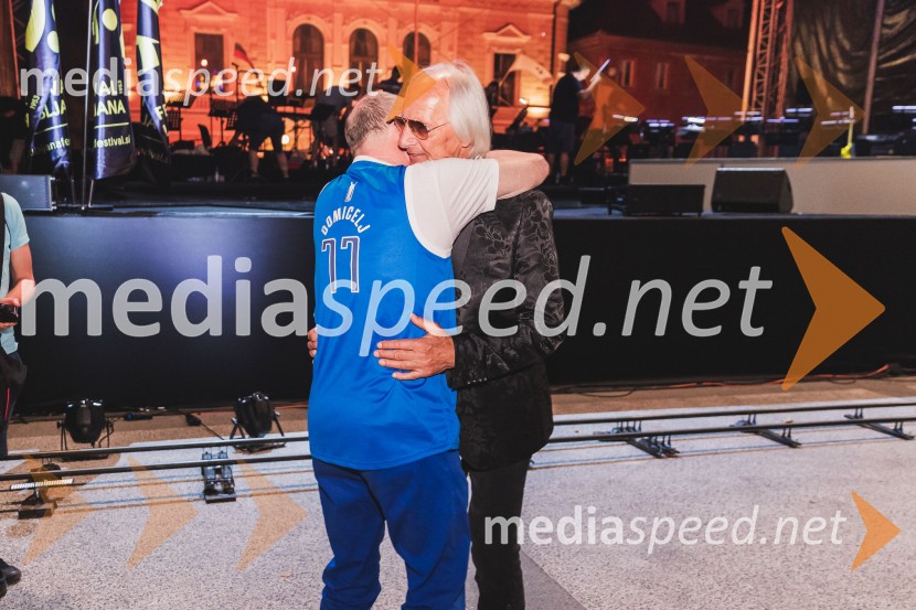  ... ;  Janez  Bončina - Benč, pevec73. Ljubljana Festival, Poletna noč 2025, otvoritev