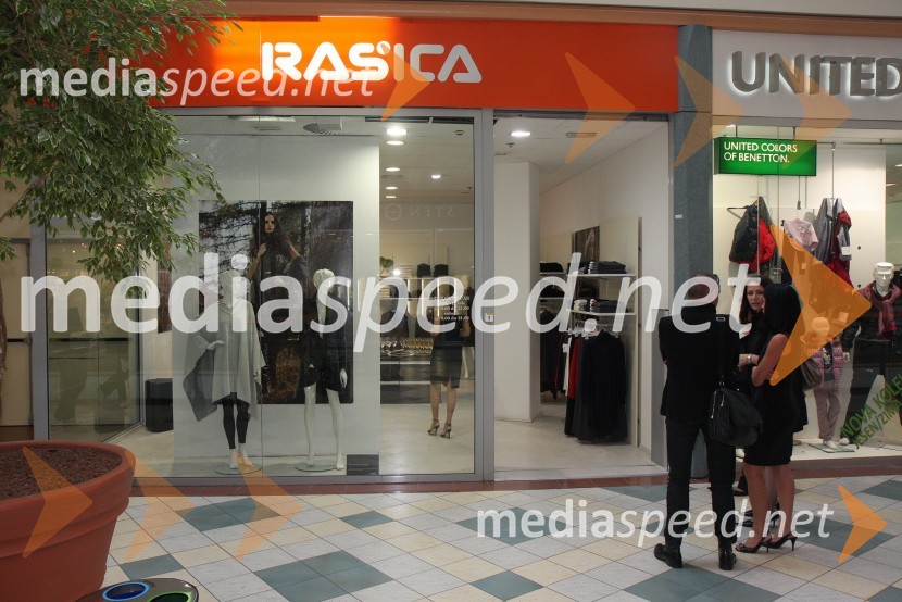 Rašica, prodajalna v EuroparkuRašica, otvoritev prodajalne v Europarku