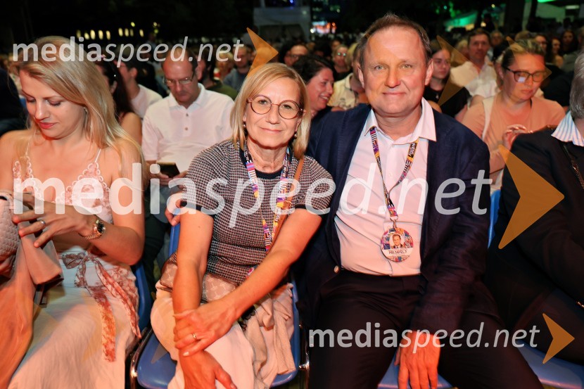  Duška Medved; dr. Samo Peter MedvedFestival Lent 2025, otvoritev