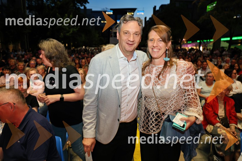  Gvido Jemenšek, član uprave,  Nova KBM;  Anka JemenšekFestival Lent 2025, otvoritev