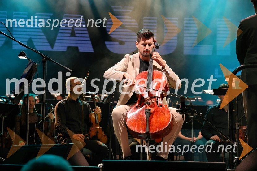  Luka Šulić, čelist, 2 CellosFestival Lent 2025, otvoritev